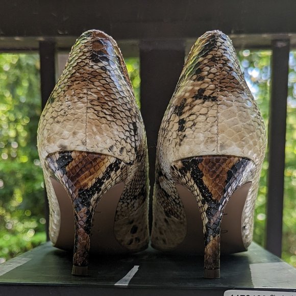 CHARLES BY CHARLES DAVID Addie Snake Heels Pumps Size 6 New in Box - Picture 6 of 6